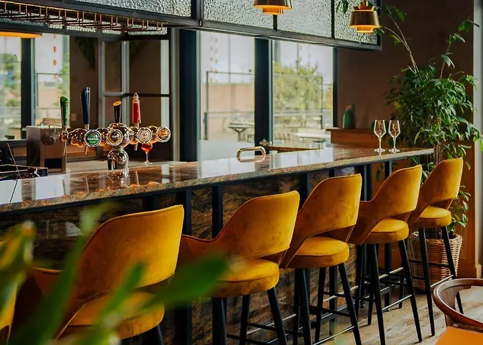 מלון Four Elements 4*