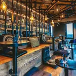 Four Elements 4* Amsterdam