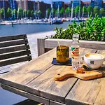 Four Elements Hotel 4*