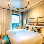 Four Elements Hotel 4*