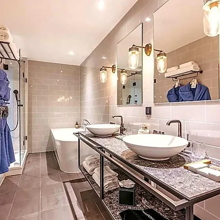 Four Elements 4* Amsterdam