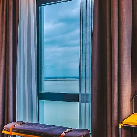 Hotel Four Elements 4*
