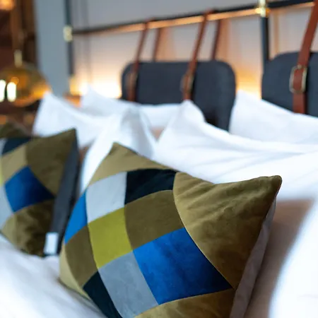 Four Elements Hotel 4*