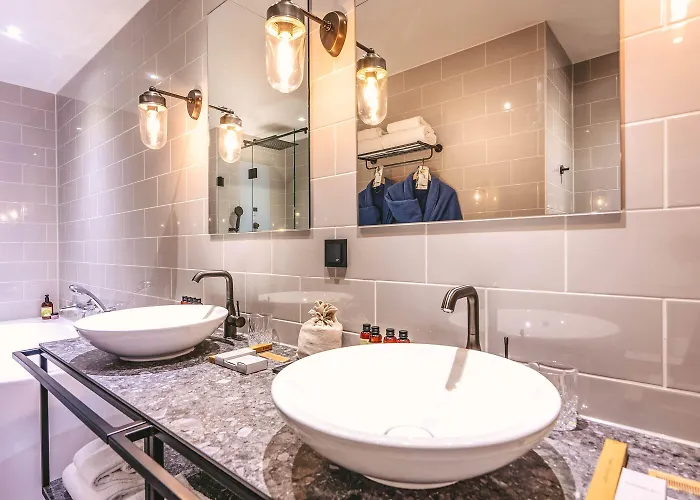 Hotel Four Elements 4*