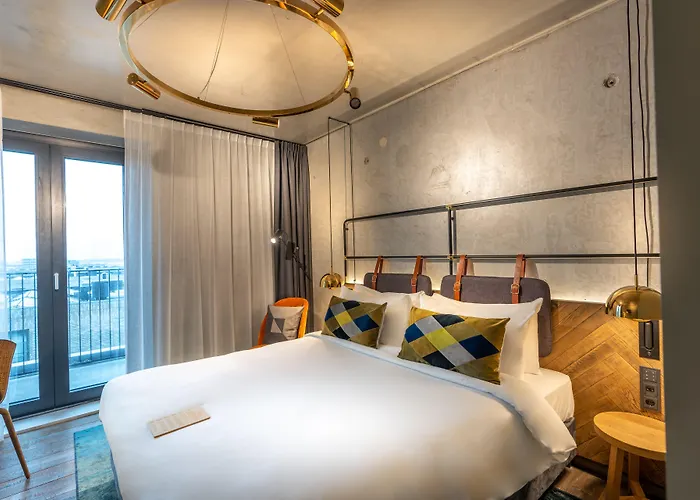 Four Elements Hotell 4*